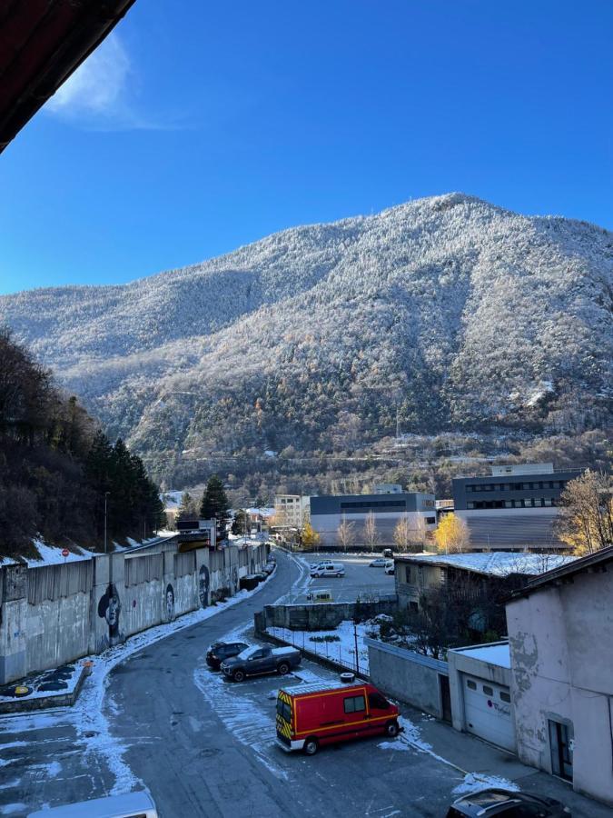 La Montagnette L Oursson Chambre Maison En Travaux De 10H A 17H Moutiers  Buitenkant foto
